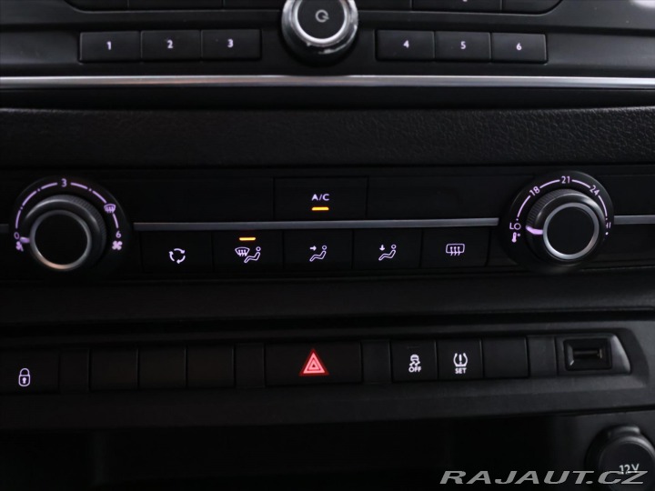 Peugeot Ostatní modely Expert 1,6 HDI 85kW Klima 9-Míst 2019