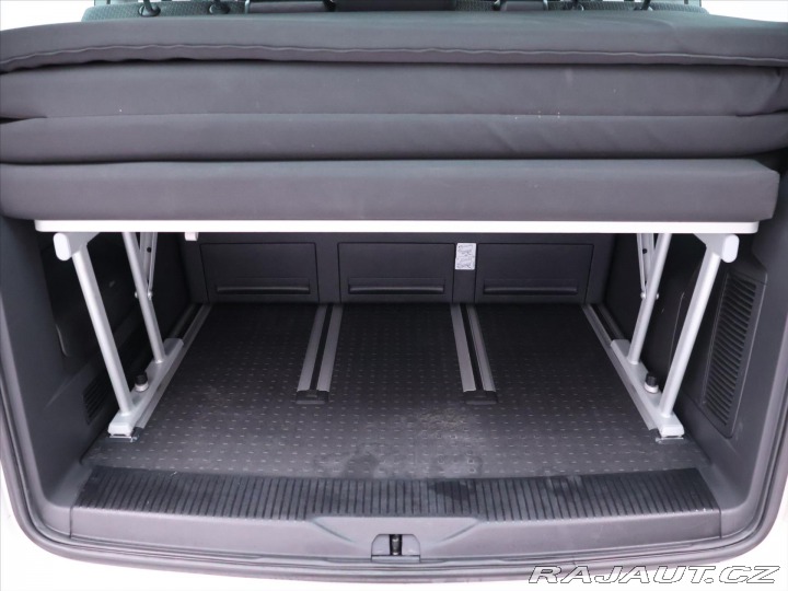 Volkswagen California 2,0 TDI 110kW DSG LED 1.M 2017