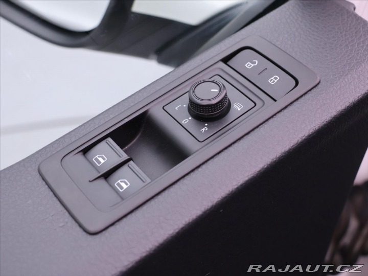 Volkswagen California 2,0 TDI 110kW DSG LED 1.M 2017