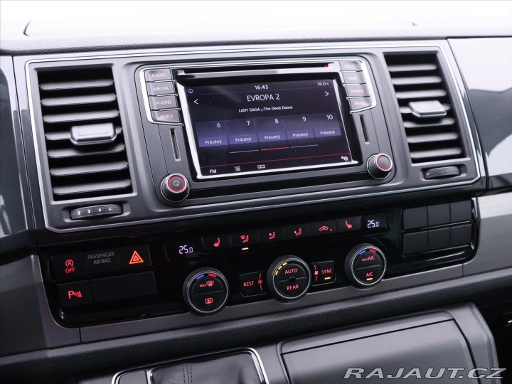 Volkswagen California 2,0 TDI 110kW DSG LED 1.M 2017