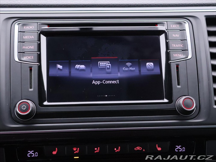 Volkswagen California 2,0 TDI 110kW DSG LED 1.M 2017