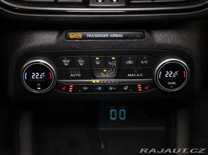 Ford Focus 1,0 MHEV 155k. ST-Line ČR 2021