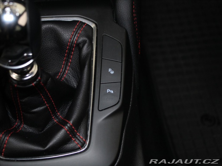 Ford Focus 1,0 MHEV 155k. ST-Line ČR 2021