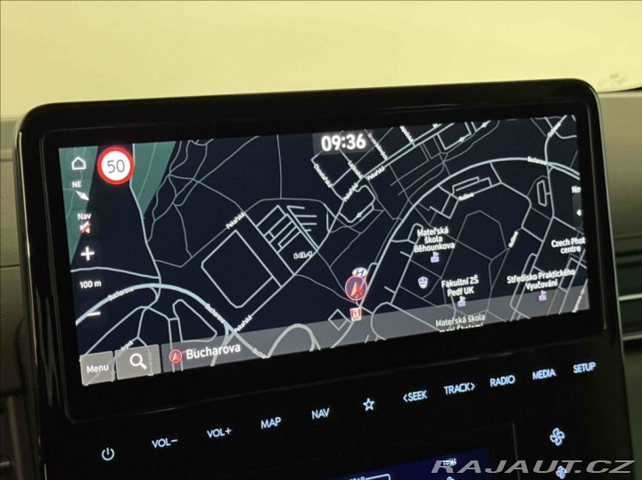 Hyundai Staria 2,2 CRDI LUXURY DCT 2022