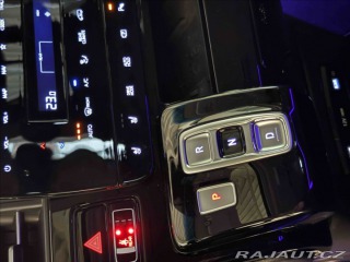 Hyundai Staria 2,2 CRDI LUXURY DCT 2022