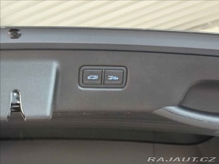 Hyundai Staria 2,2 CRDI LUXURY DCT 2022