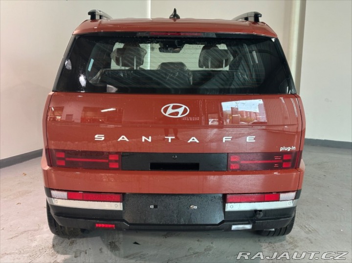 Hyundai Santa Fe 1,6 T-GDI PHEV 4WD COMFOR 2025