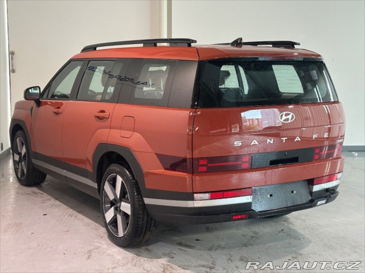 Hyundai Santa Fe 1,6 T-GDI PHEV 4WD COMFOR 2025