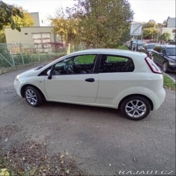 Fiat Punto 1,2   51 kw 2013 129 000 2013