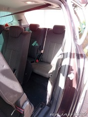 Opel Zafira 2,0   96kw 7 míst 288 000 2012