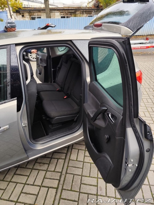 Mercedes-Benz C 1,8   200 kompresor třídy 2003