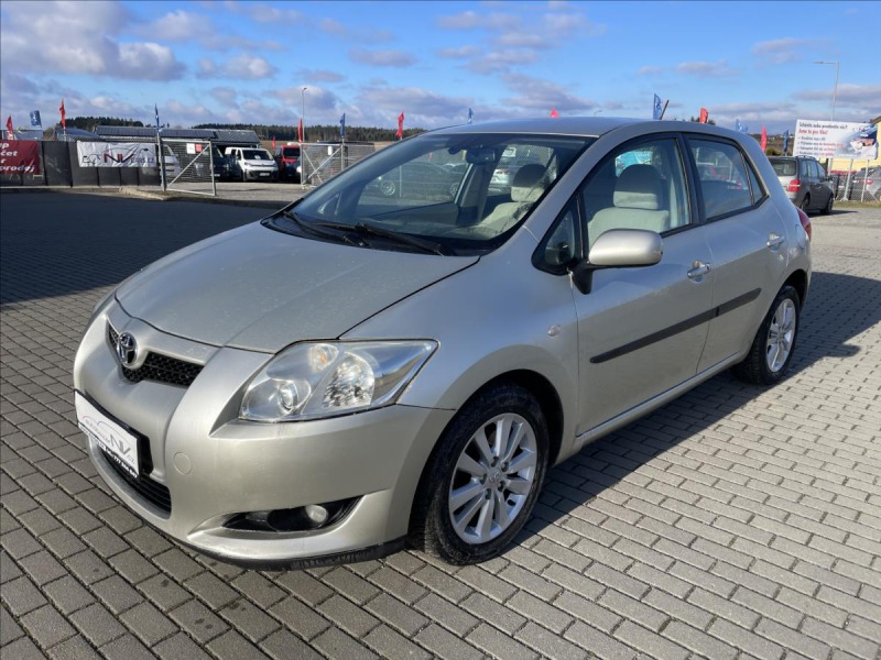 Toyota Auris 2,0 D-4D 93kw