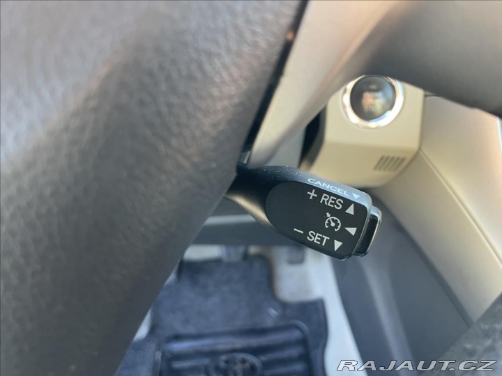 Toyota Auris 2,0 D-4D 93kw odp. DPH 2008