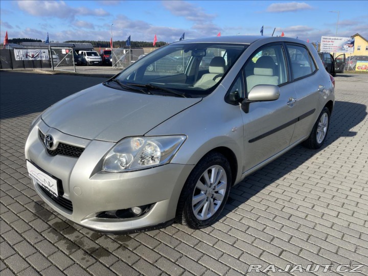 Toyota Auris 2,0 D-4D 93kw 2008