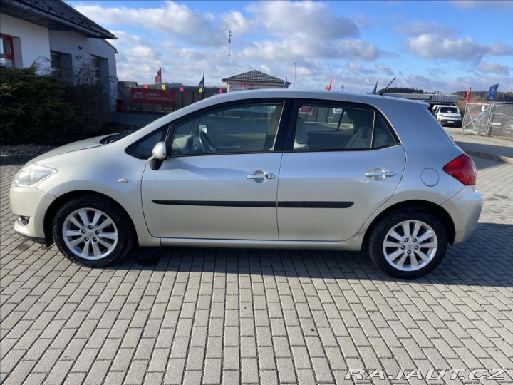Toyota Auris 2,0 D-4D 93kw 2008
