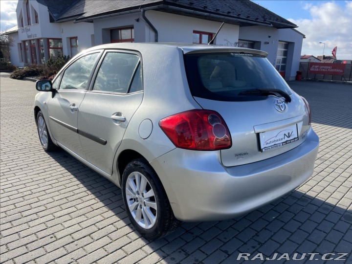 Toyota Auris 2,0 D-4D 93kw 2008
