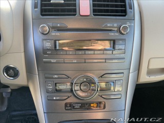 Toyota Auris 2,0 D-4D 93kw odp. DPH 2008