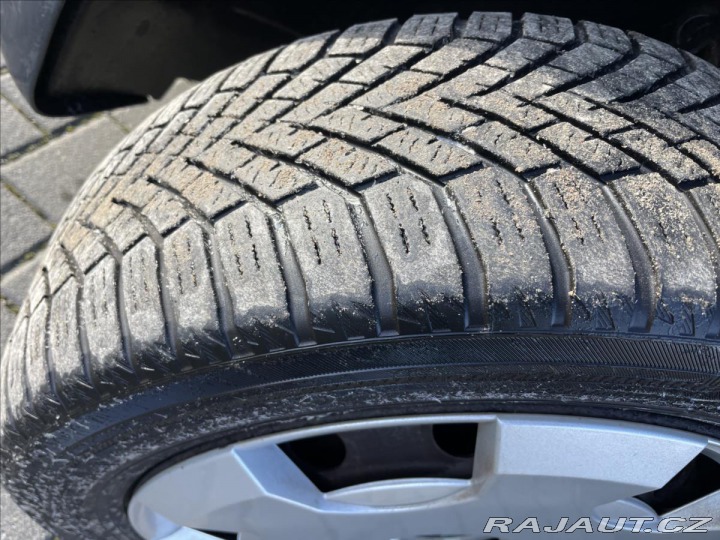 Škoda Fabia 1,4 i 16V 55kw klima, odp 2006