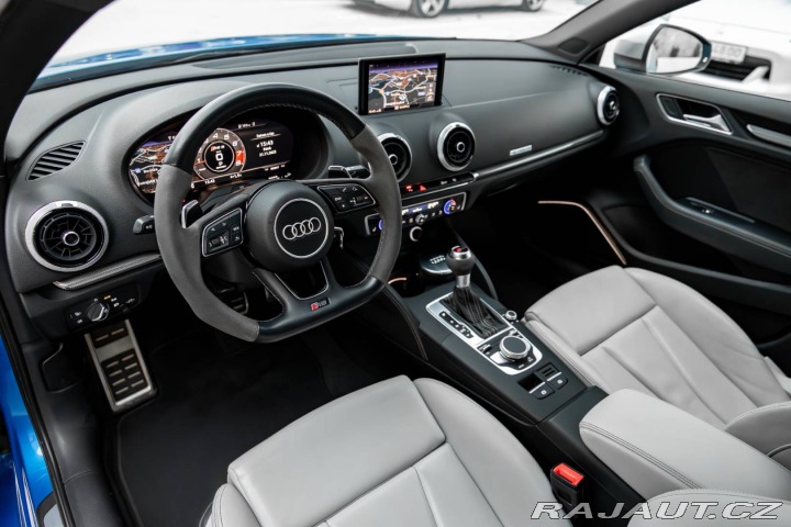 Audi RS3 Limousine 2.5 TFSI Quatt 2018