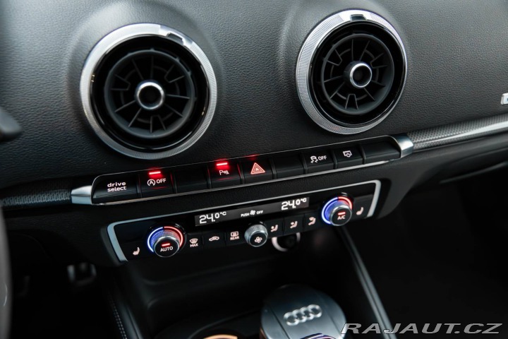 Audi RS3 Limousine 2.5 TFSI Quatt 2018