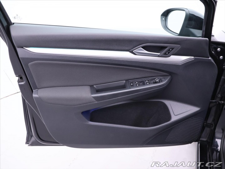 Volkswagen Golf 2,0 TDI 110kW DSG Style D 2021