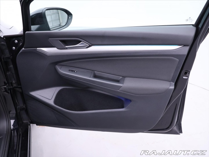 Volkswagen Golf 2,0 TDI 110kW DSG Style D 2021