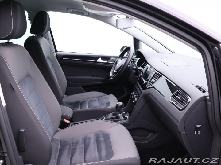 Volkswagen Golf Sportsvan 2,0 TDI 110kW DSG Highlin 2016