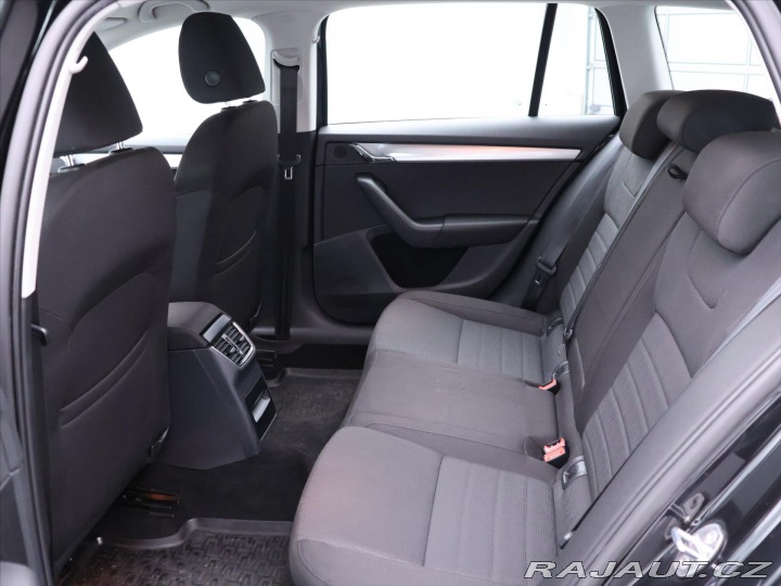 Škoda Octavia 1,8 TSI 132kW DSG Eleganc 2013