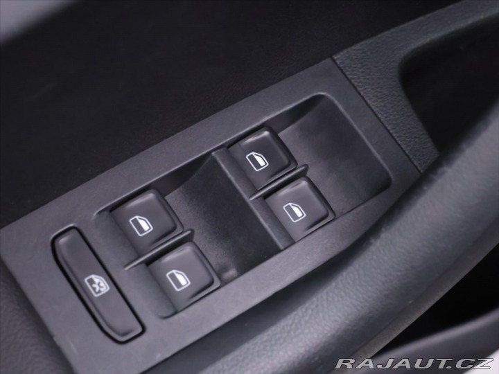 Škoda Octavia 1,8 TSI 132kW DSG Eleganc 2013