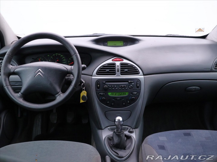 Citroën C5 2,0 HDI 80kW Aut.klima Ta 2001