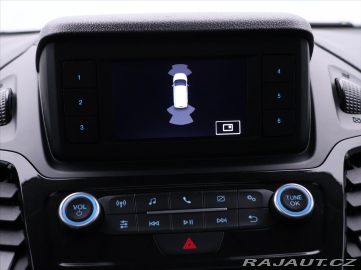 Ford Tourneo Connect 1,5 TDCi 88kW CZ Titanium 2021