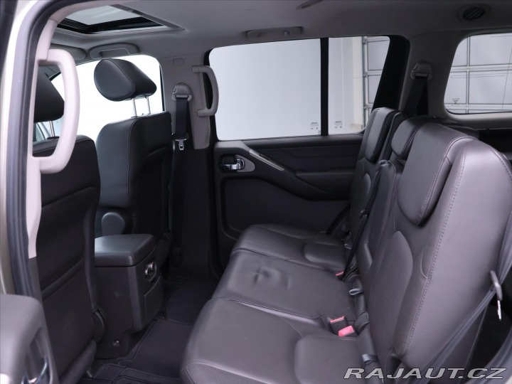 Nissan Pathfinder 2,5 dCi 126kW 4x4 1.Majit 2008