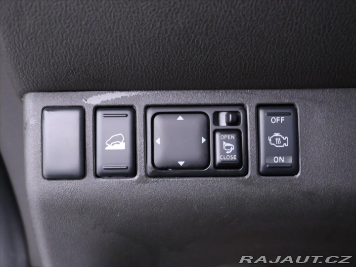 Nissan Pathfinder 2,5 dCi 126kW 4x4 1.Majit 2008