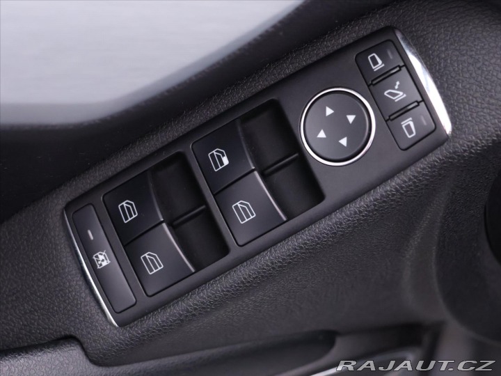 Mercedes-Benz C 3,0 280 170kW 4M Avantgar 2007