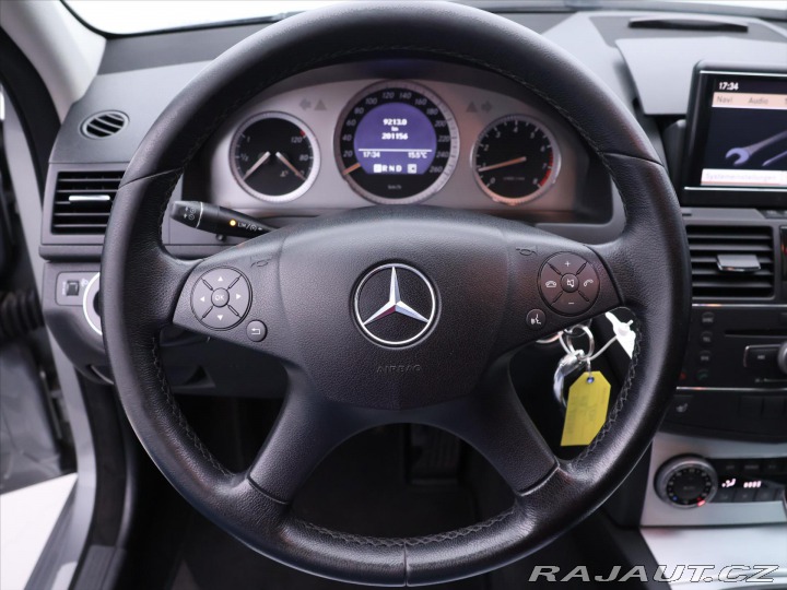 Mercedes-Benz C 3,0 280 170kW 4M Avantgar 2007