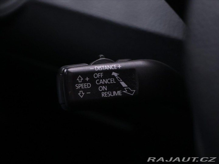 Volkswagen Passat 2,0 TDi 103kW Highline Ků 2011