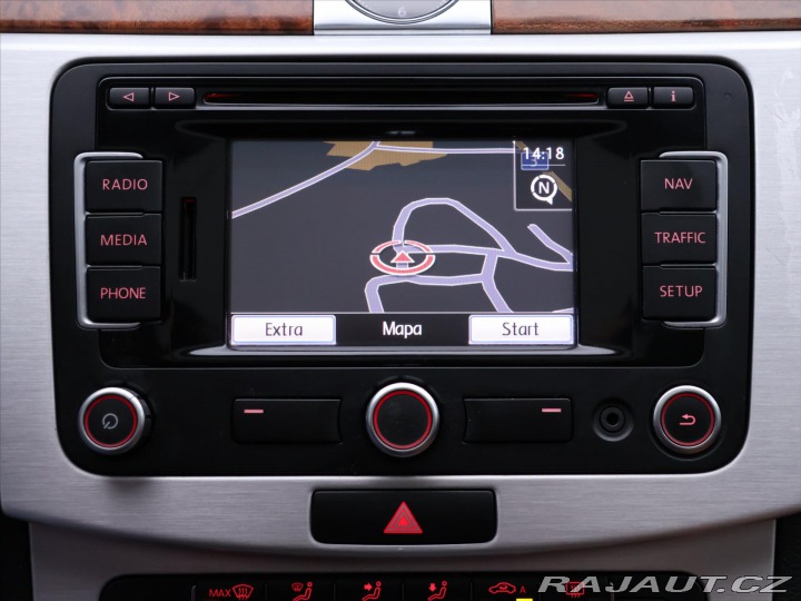 Volkswagen Passat 2,0 TDi 103kW Highline Ků 2011