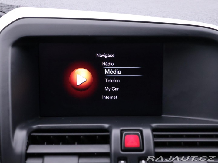 Volvo XC60 2,4 D4 133kW AWD Aut. Sum 2015