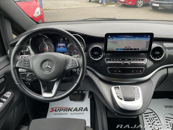 Mercedes-Benz V 300d L 4-Matic 7míst LED* 2022