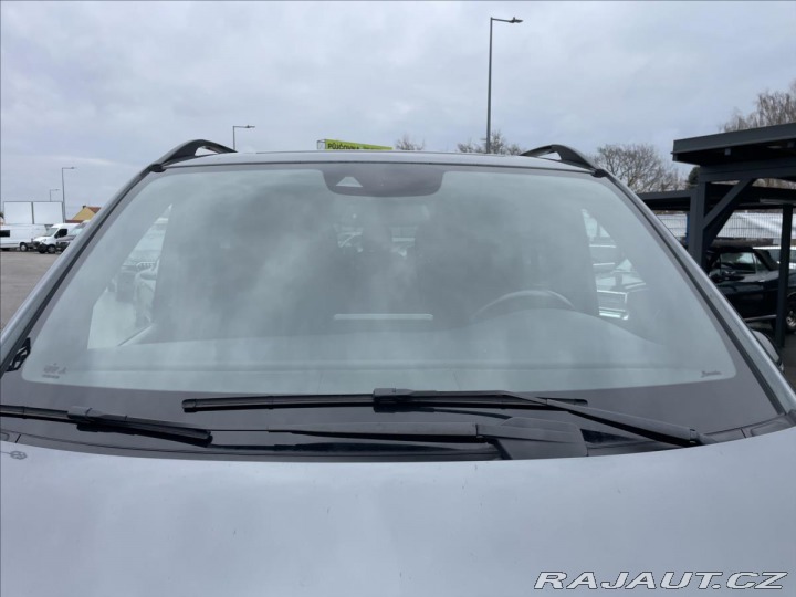 Mercedes-Benz V 300d L 4-Matic 7míst LED* 2022