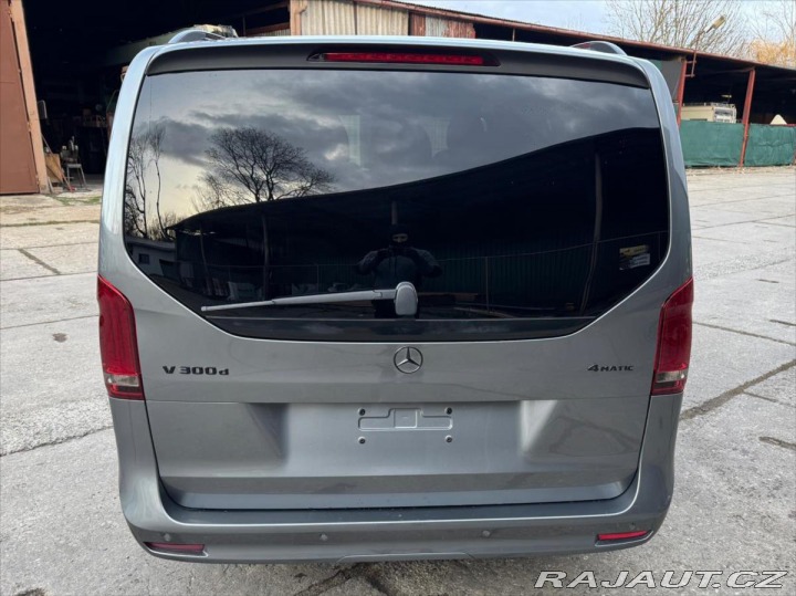 Mercedes-Benz V 300d L 4Matic 7míst*Záruk 2021