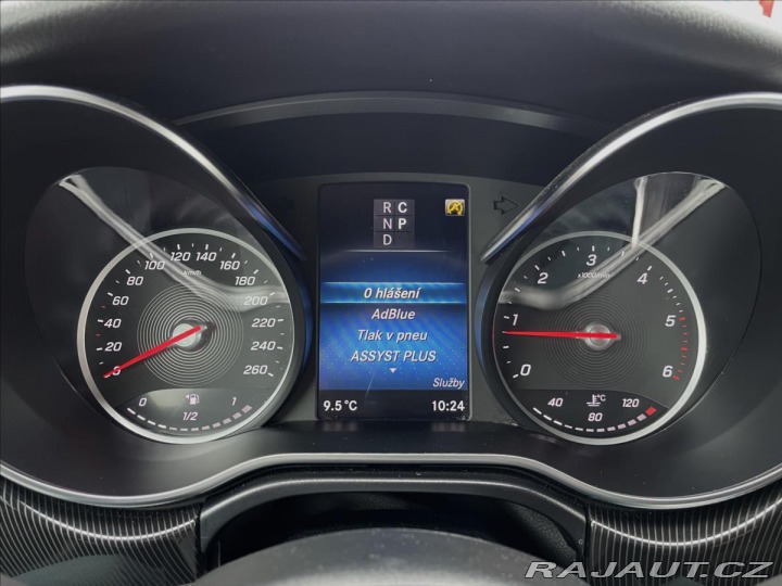 Mercedes-Benz V 300d L 4-Matic 7míst LED* 2022