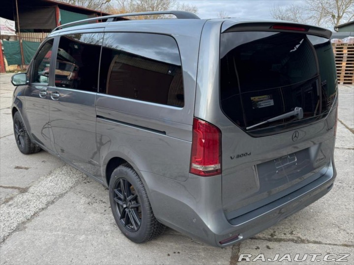Mercedes-Benz V 300d L 4Matic 7míst*Záruk 2021