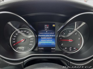 Mercedes-Benz V 300d L 4-Matic 7míst LED* 2022