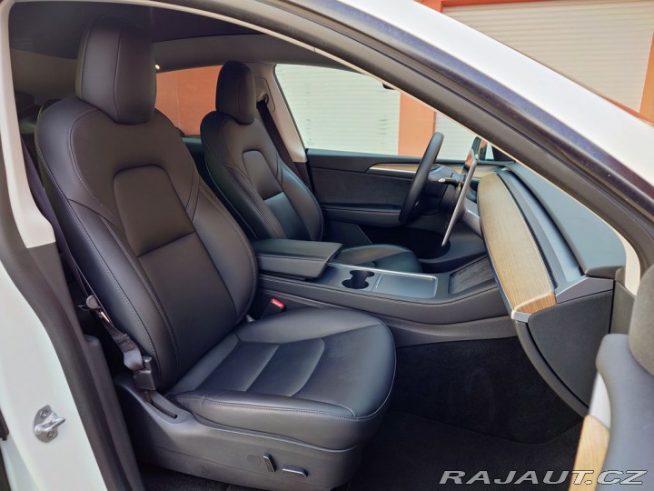 Tesla Model Y PRODÁNO 2022