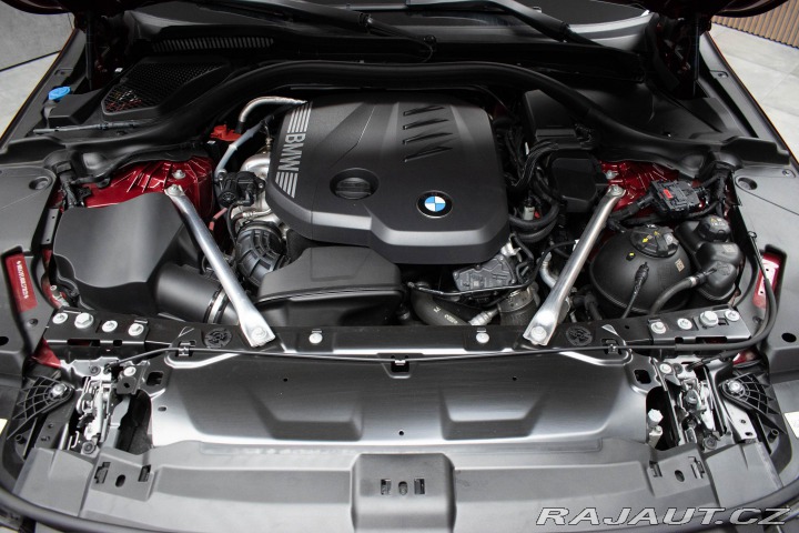 BMW 5 520d xD REZERVACE 2024