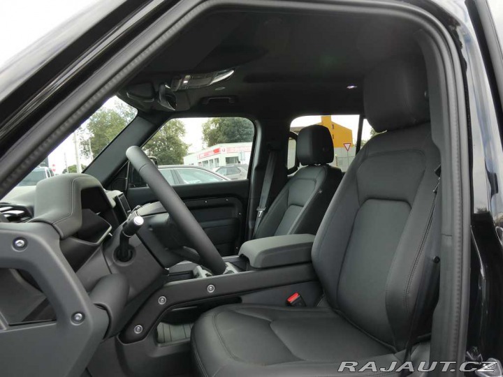 Land Rover Defender 110 3,0 X-Dynamic SE D250 2026