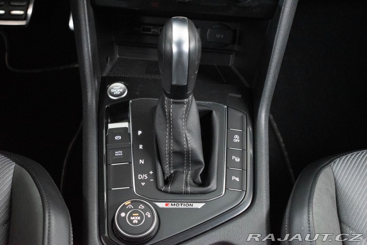 Volkswagen Tiguan 2.0 TSI REZERVACE 2020