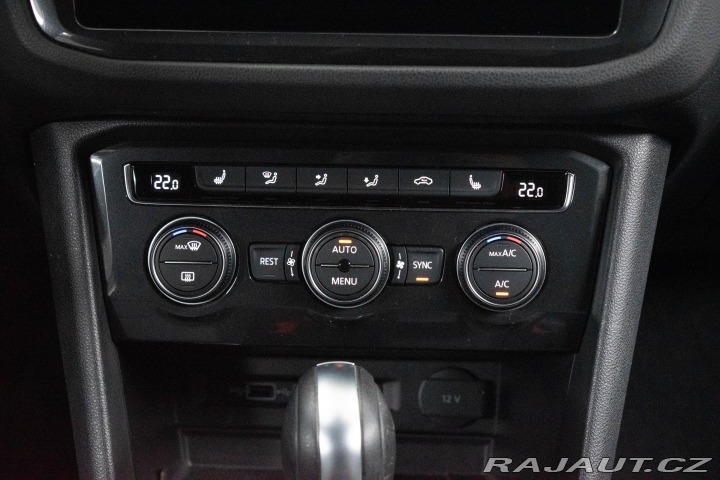 Volkswagen Tiguan 2.0 TSI REZERVACE 2020