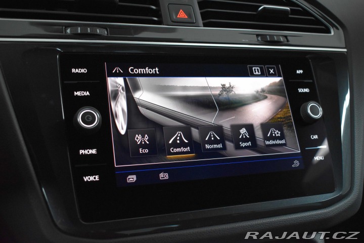 Volkswagen Tiguan 2.0 TSI R-LINE*4x4*TAŽNÉ* 2020